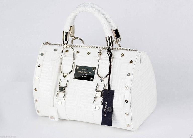 New Gianni Versace Couture White Quilted Patent Leather Snap Out Of It Bag New Gianni Versace Couture White Quilted Patent Leather Snap Out Of It Bag