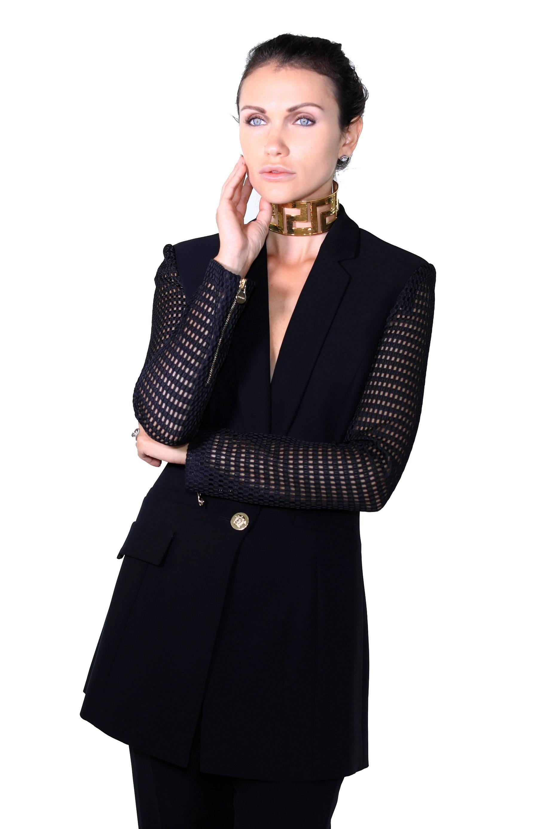VERSACE BLACK SILK PANT SUIT with PERFORATED SLEEVES In New Condition In Montgomery, TX