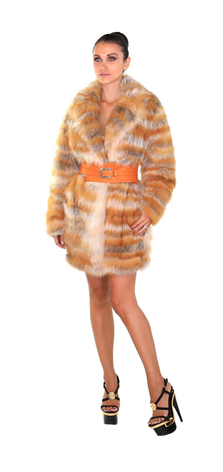 Gianni Versace Couture Vintage Red fox fur Coat with leather belt For Sale  at 1stDibs | versace fur coat, the red fox fur coat questions answer key,  coat with leather belt