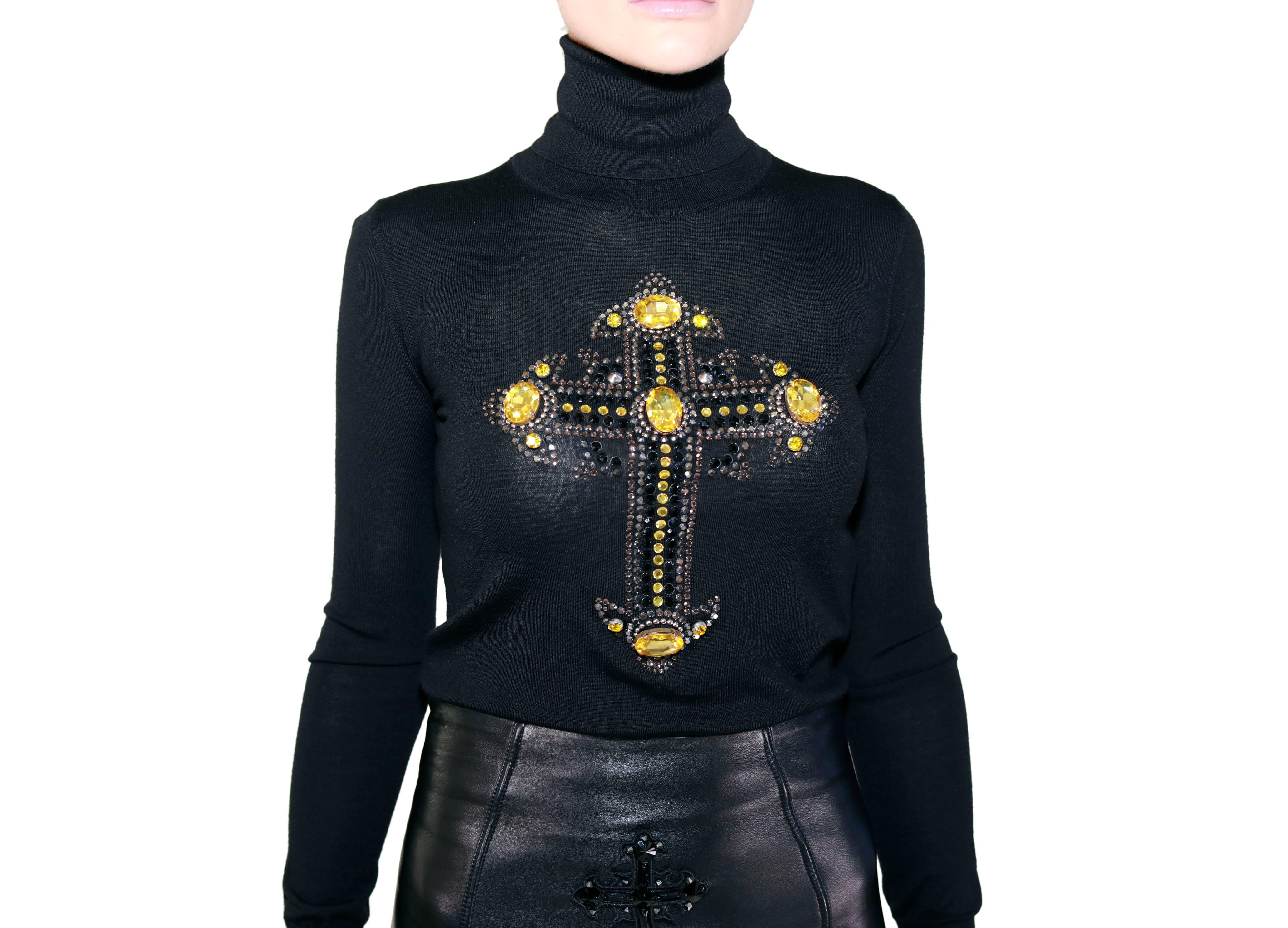 F/W12 LOOK#12 VERSACE GOTHIC CRYSTAL CROSS LEATHER SKIRT and WOOL TURTLENECK In Excellent Condition In Montgomery, TX