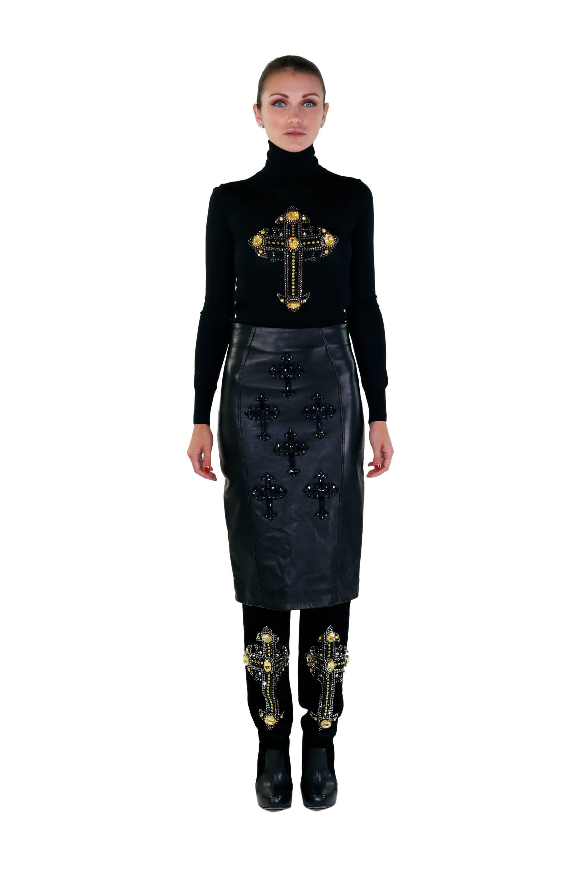 F/W12 LOOK#12 VERSACE GOTHIC CRYSTAL CROSS LEATHER SKIRT and WOOL TURTLENECK 1