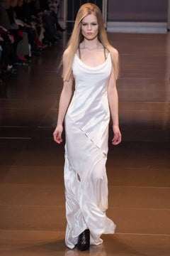 F/W 2014 Look # 51 NEW VERSACE WHITE GOWN DRESS as seen on Heidi 38 - 2