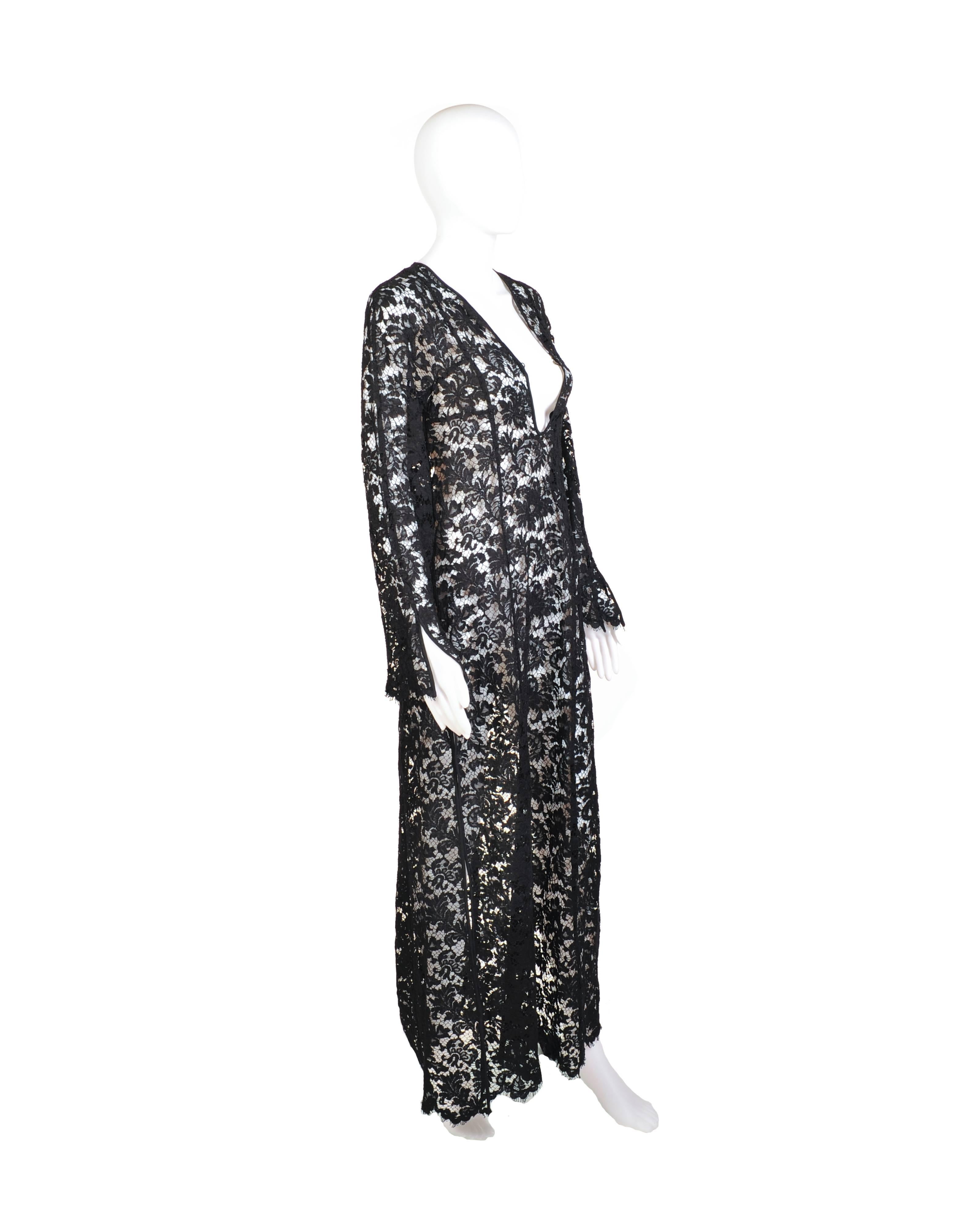 1995 Vintage Iconic Tom Ford for Gucci Black Lace Dress In Excellent Condition In Montgomery, TX