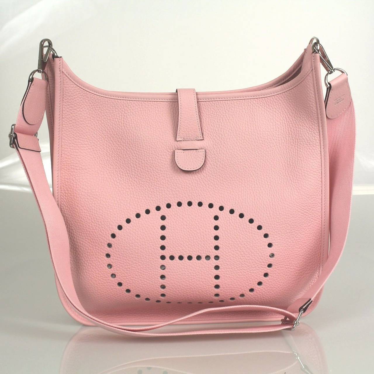 Herms Light Pink Taurillon Clemence Leather Evelyne Iii Gm ...  