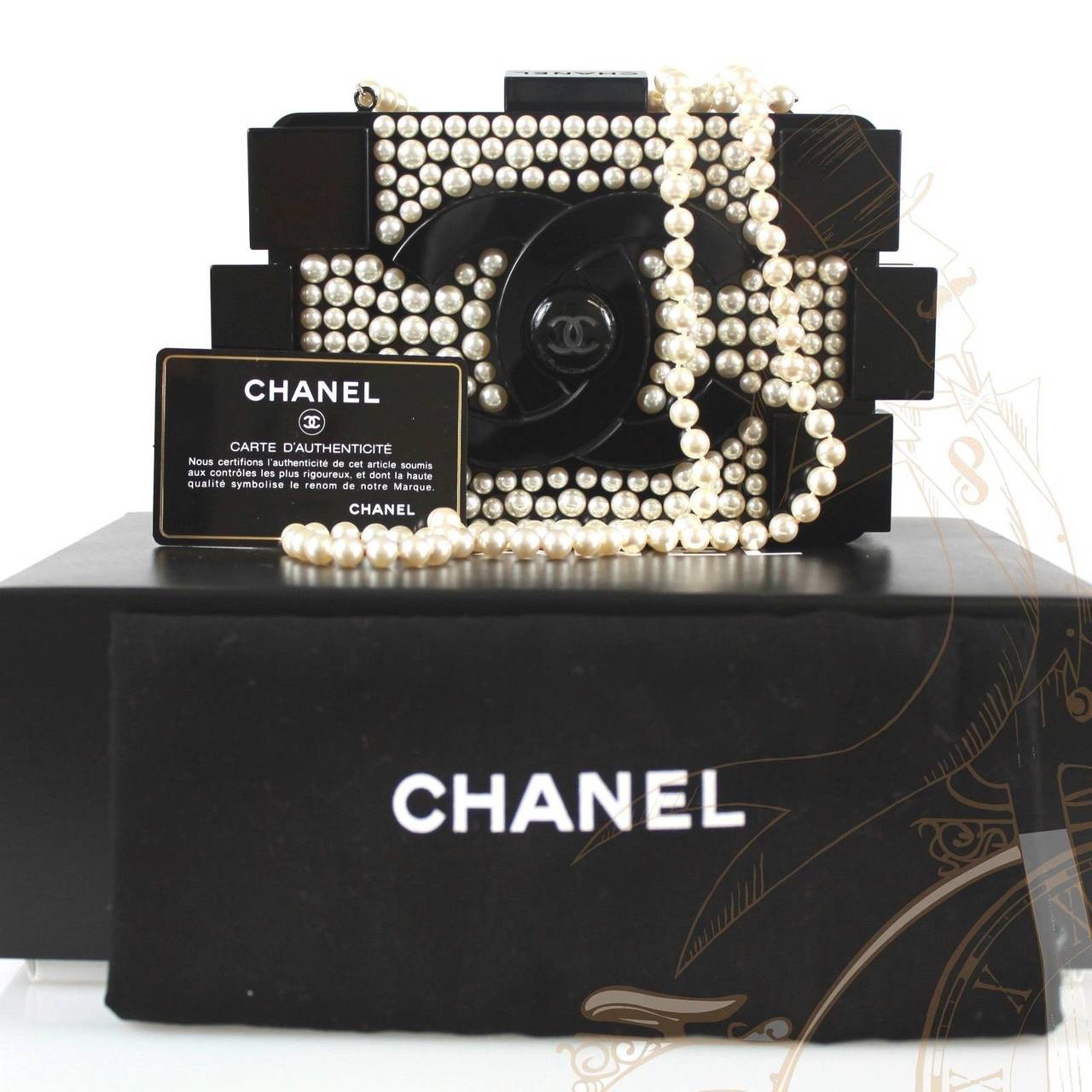 Chanel Black Plexiglass Pearl Embellished 2014 Cc Logo Lego Clutch For Sale 3