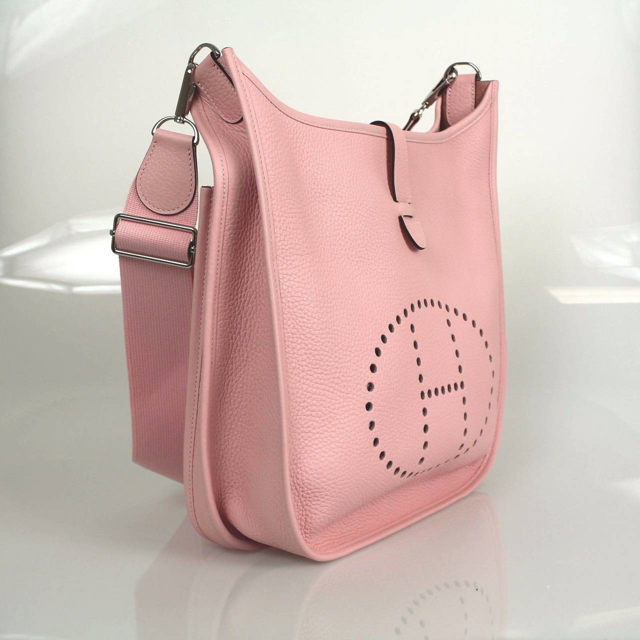 Herms Light Pink Taurillon Clemence Leather Evelyne Iii Gm ...  