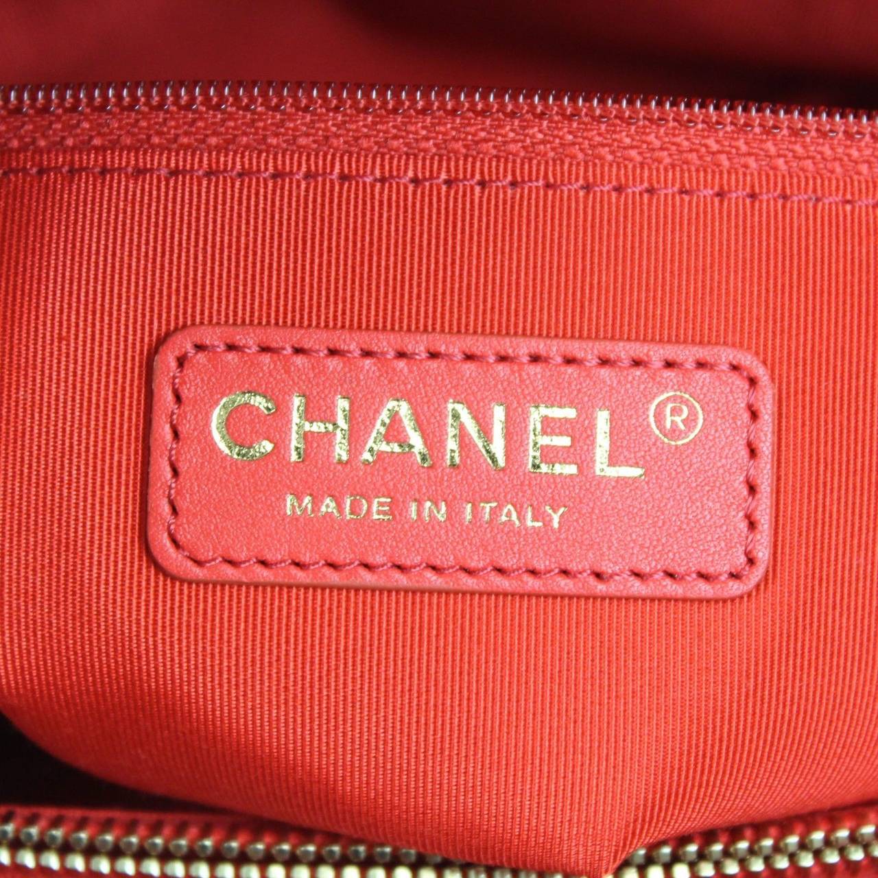 Chanel Red Quilted Leather 2015  Boy Large Shopping Shoulder Bag 2