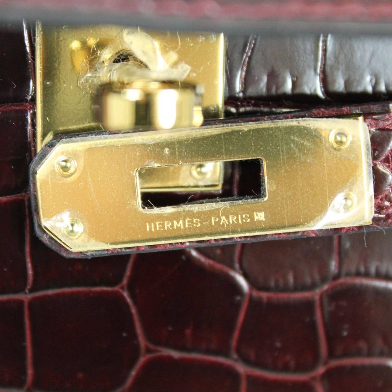 Women's Hermès Burgundy Shiny Niloticus Gold HDW 2015 Kelly Cut Pochette Clutch For Sale