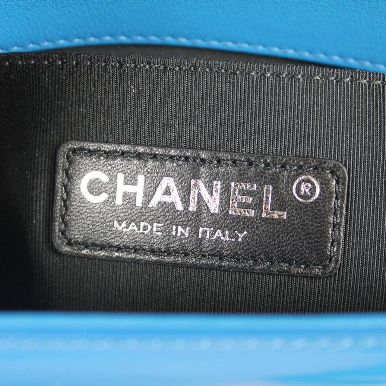Chanel Blue Quilted Patent Leather 2015 Plexiglass Small Boy Shoulder Bag 2
