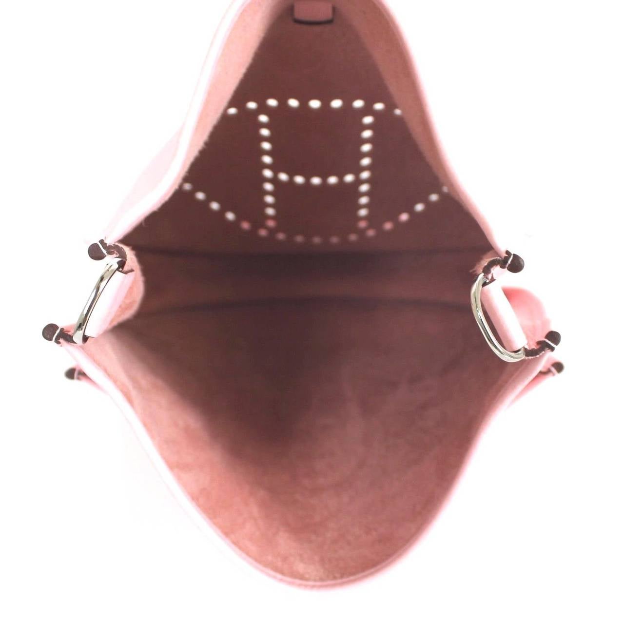 Herms Light Pink Taurillon Clemence Leather Evelyne Iii Gm ...  