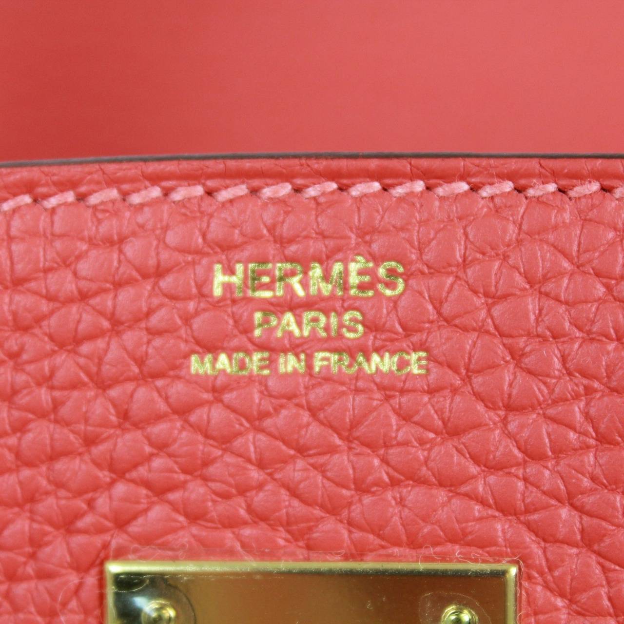 Hermes Rouge Pivione Clemence Leather Gold HDW 2015 30 cm Birkin Tote Bag For Sale 2