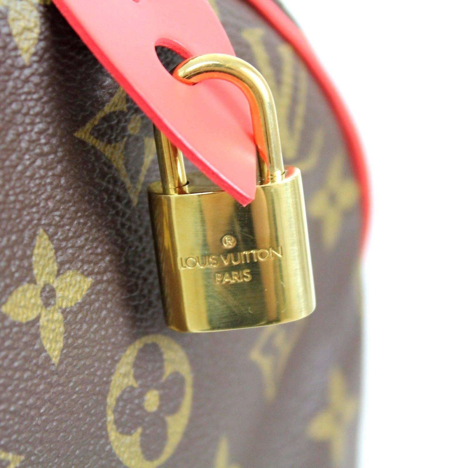 Women's Louis Vuitton Monogram Canvas Gold HDW 2015 Limited Edition  Speedy 30 Tote Bag For Sale