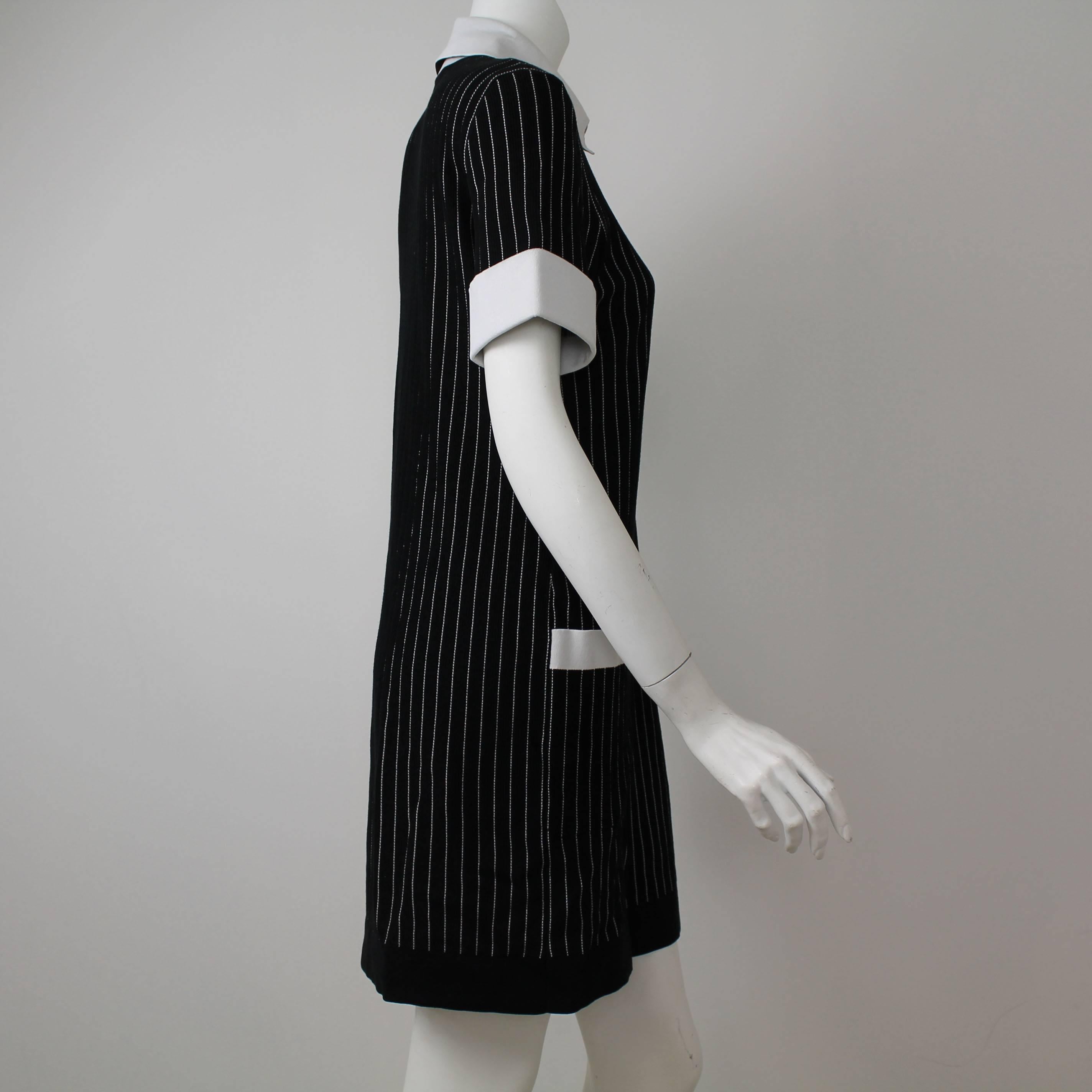 chanel black dress with white collar