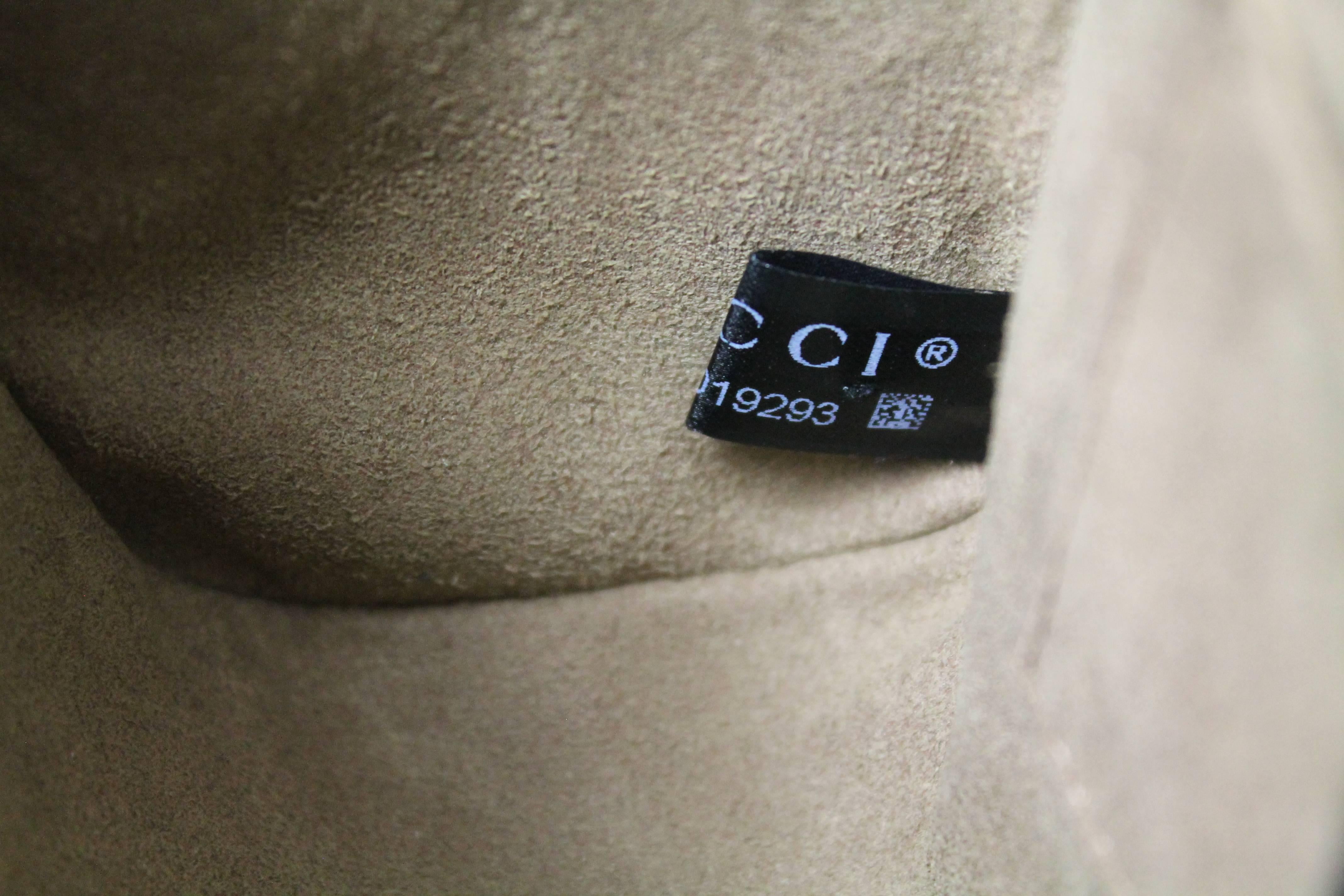 Gucci Padlock Shoulder Bag For Sale 1