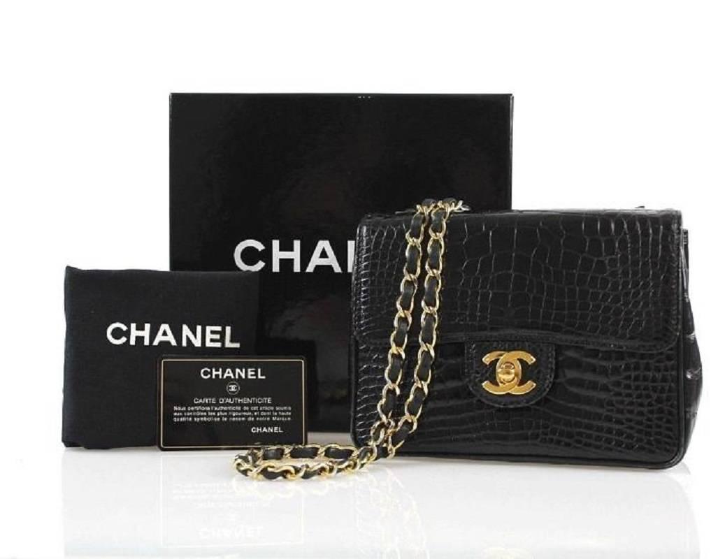 Women's or Men's CHANEL Black Vintage Crocodile Classic Mini Flap Shoulder Bag For Sale