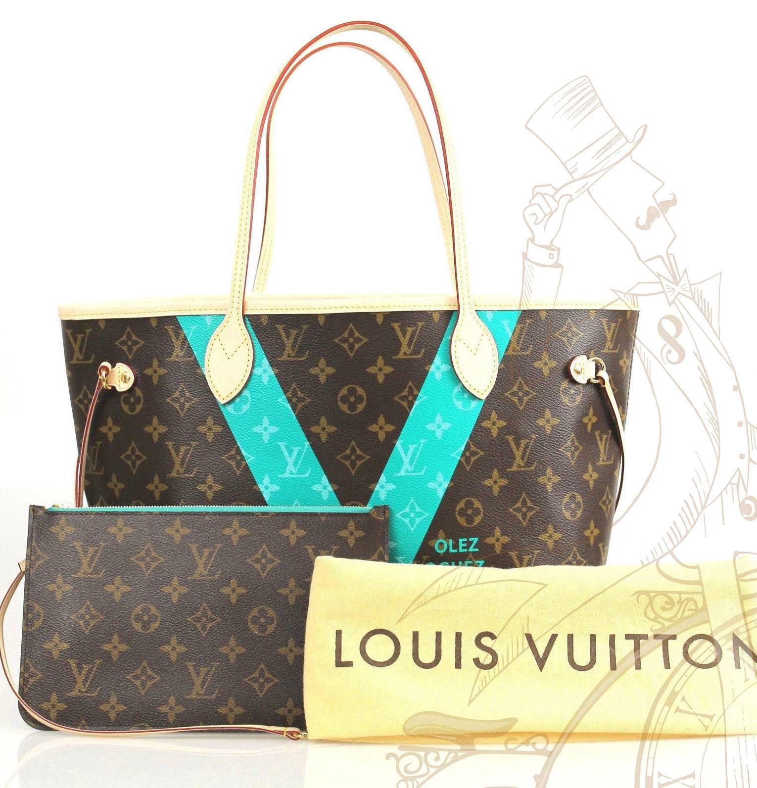 Louis Vuitton Monogram Canvas Neverfull Mm V Blue Limited Edition Shoulder Bag For Sale 5