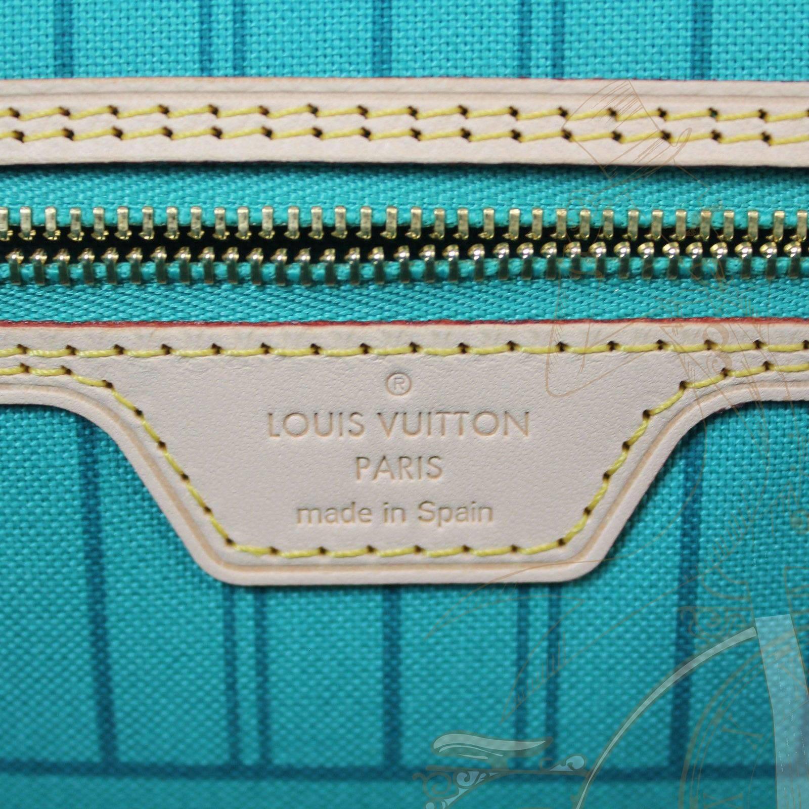 Louis Vuitton Monogram Canvas Neverfull Mm V Blue Limited Edition Shoulder Bag For Sale 1