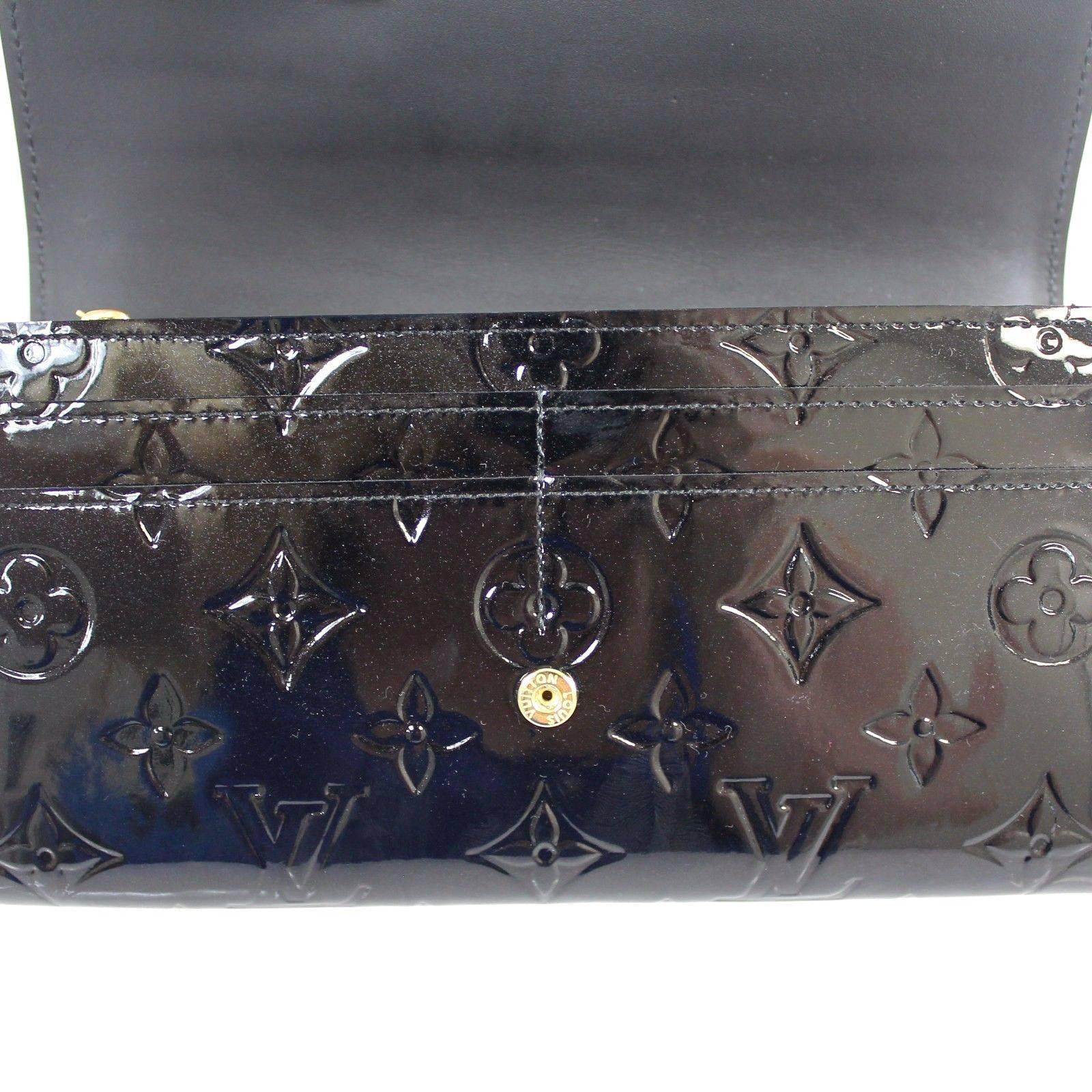 Louis Vuitton Monogram Patent Leather Icon Cars Stickers Limited Edition Wallet For Sale 2