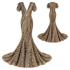 Vestido de noche con adornos de Oscar de la Renta, primavera/verano 2013, talla 2