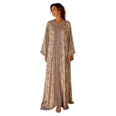 Marokkanischer Kaftan aus metallisch schimmerndem Seidenbrokat aus den 1970er Jahren in Lila und Gold