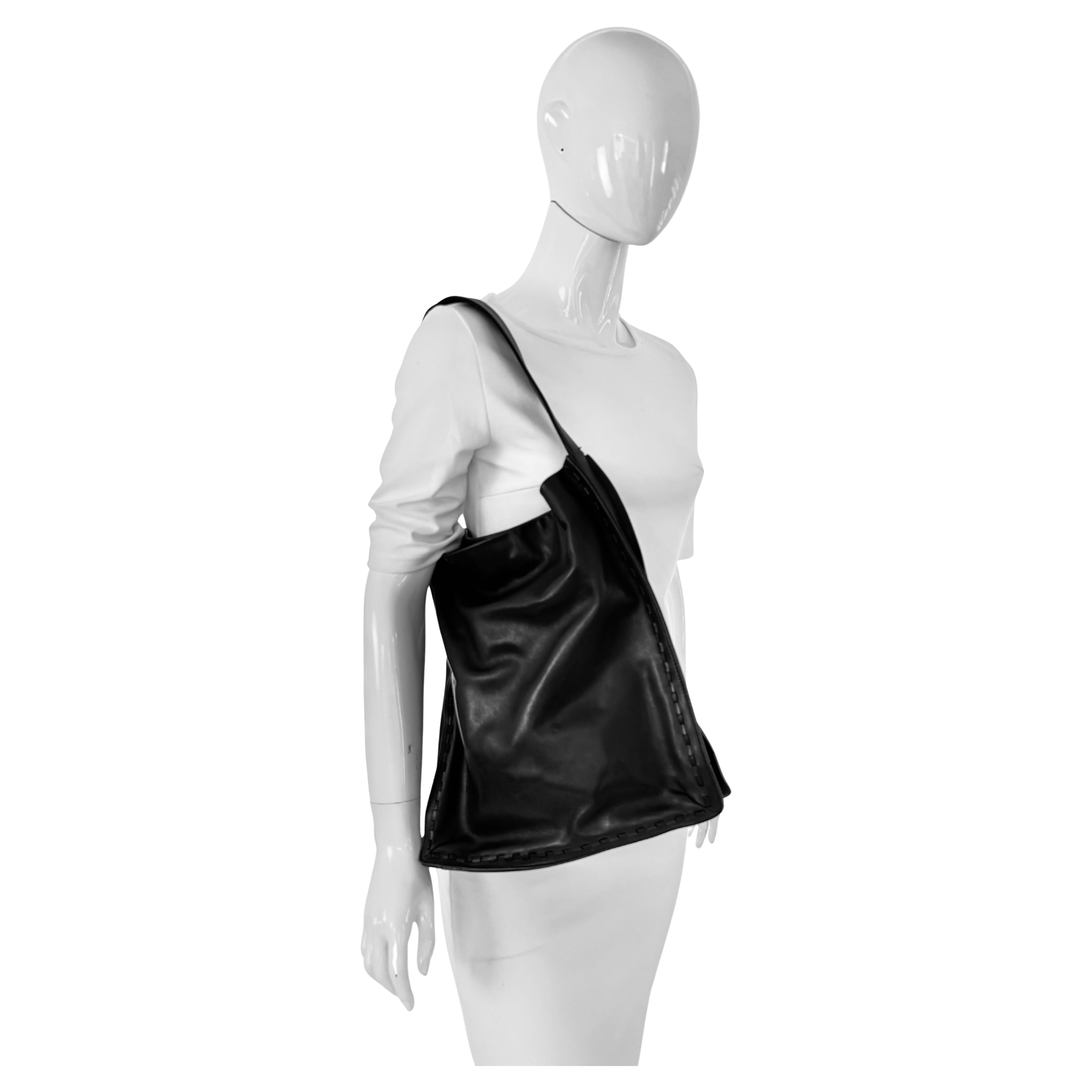 Vintage Coach Fourre-tout en cuir noir en vente