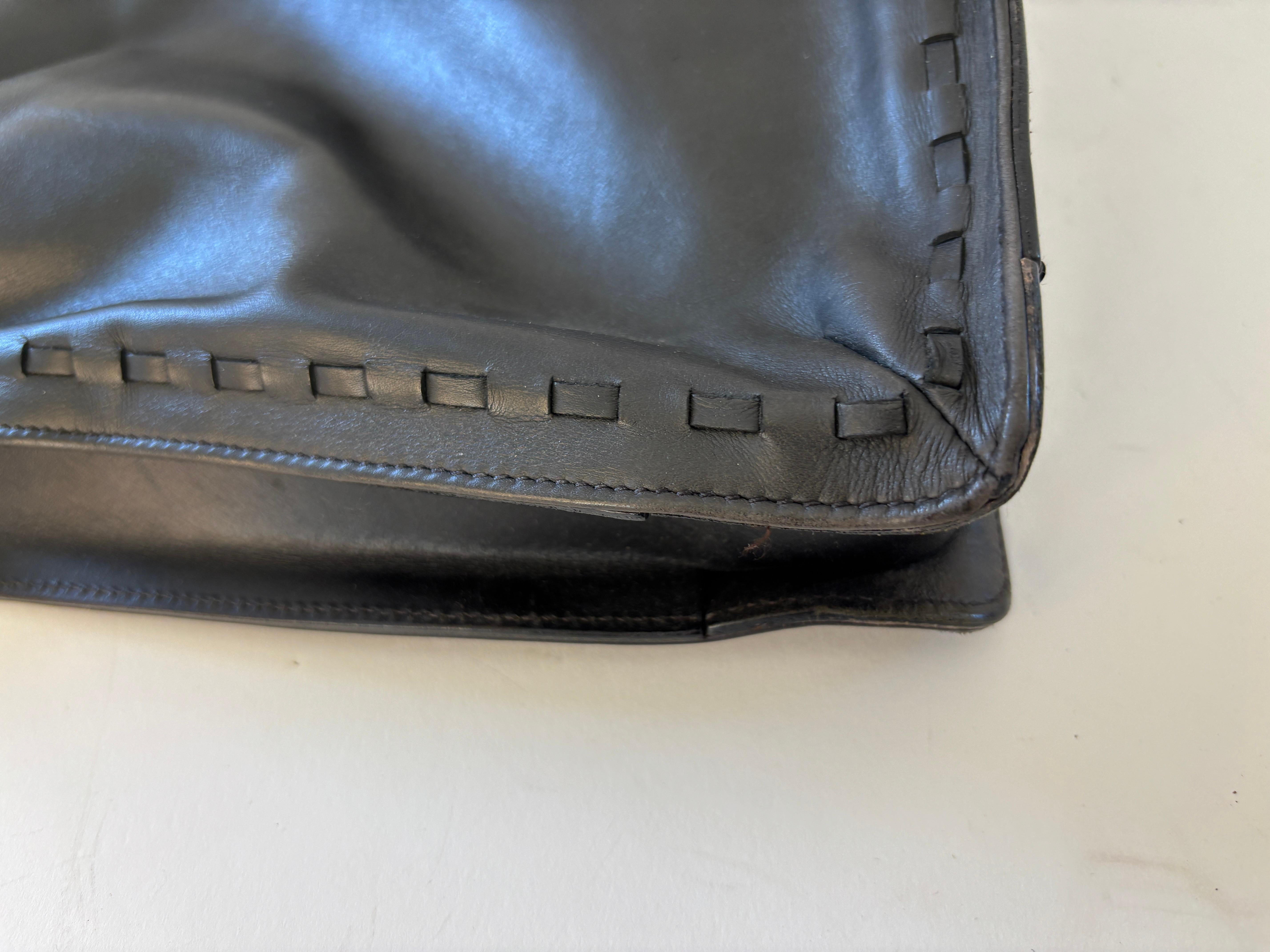 Vintage Coach Fourre-tout en cuir noir Bon état - En vente à North Hollywood, CA