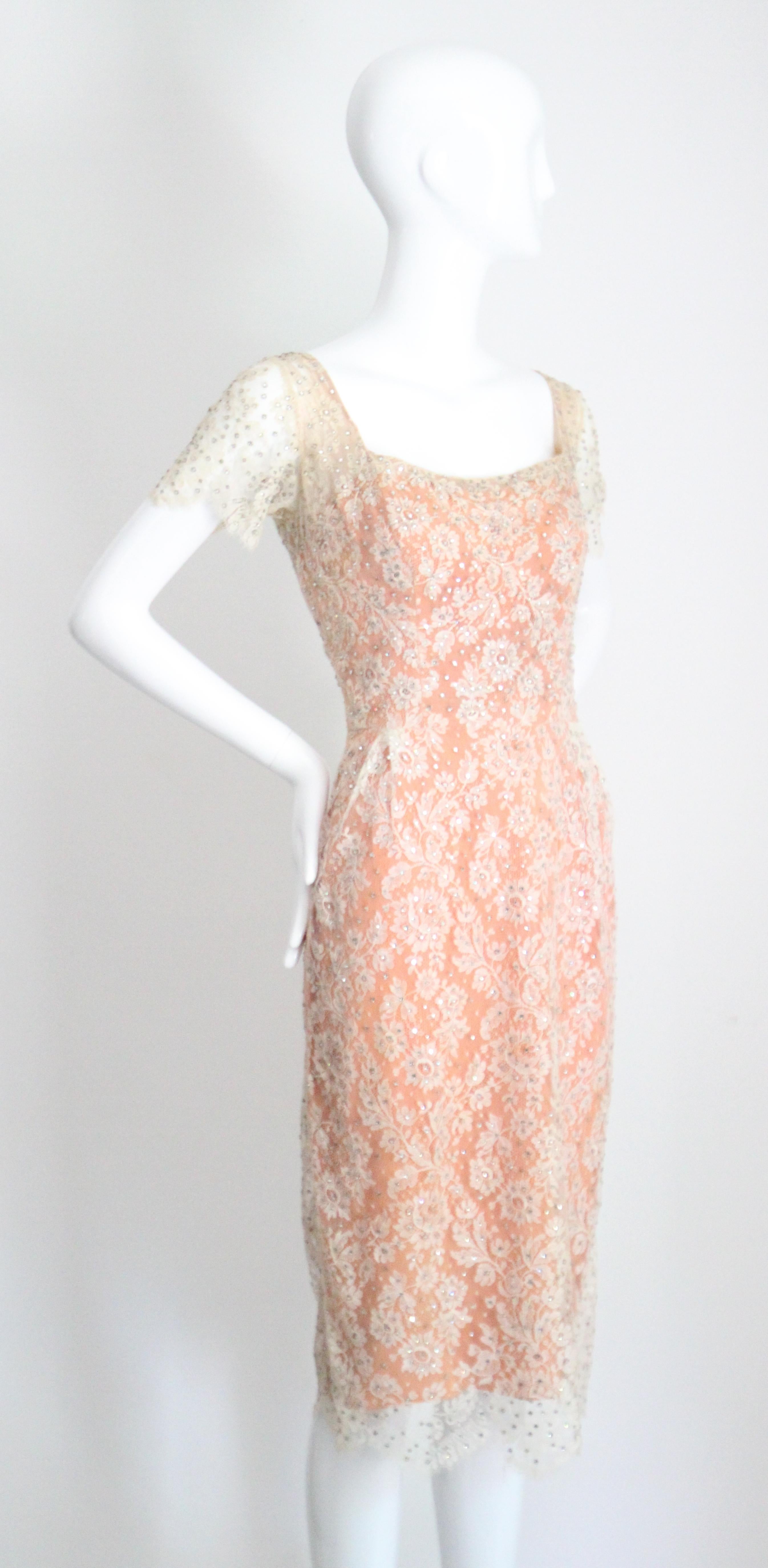 Vintage 1950er Howard Greer Kleid mit Spitze und Strassverzierung, UK 8 US 4 im Angebot 1