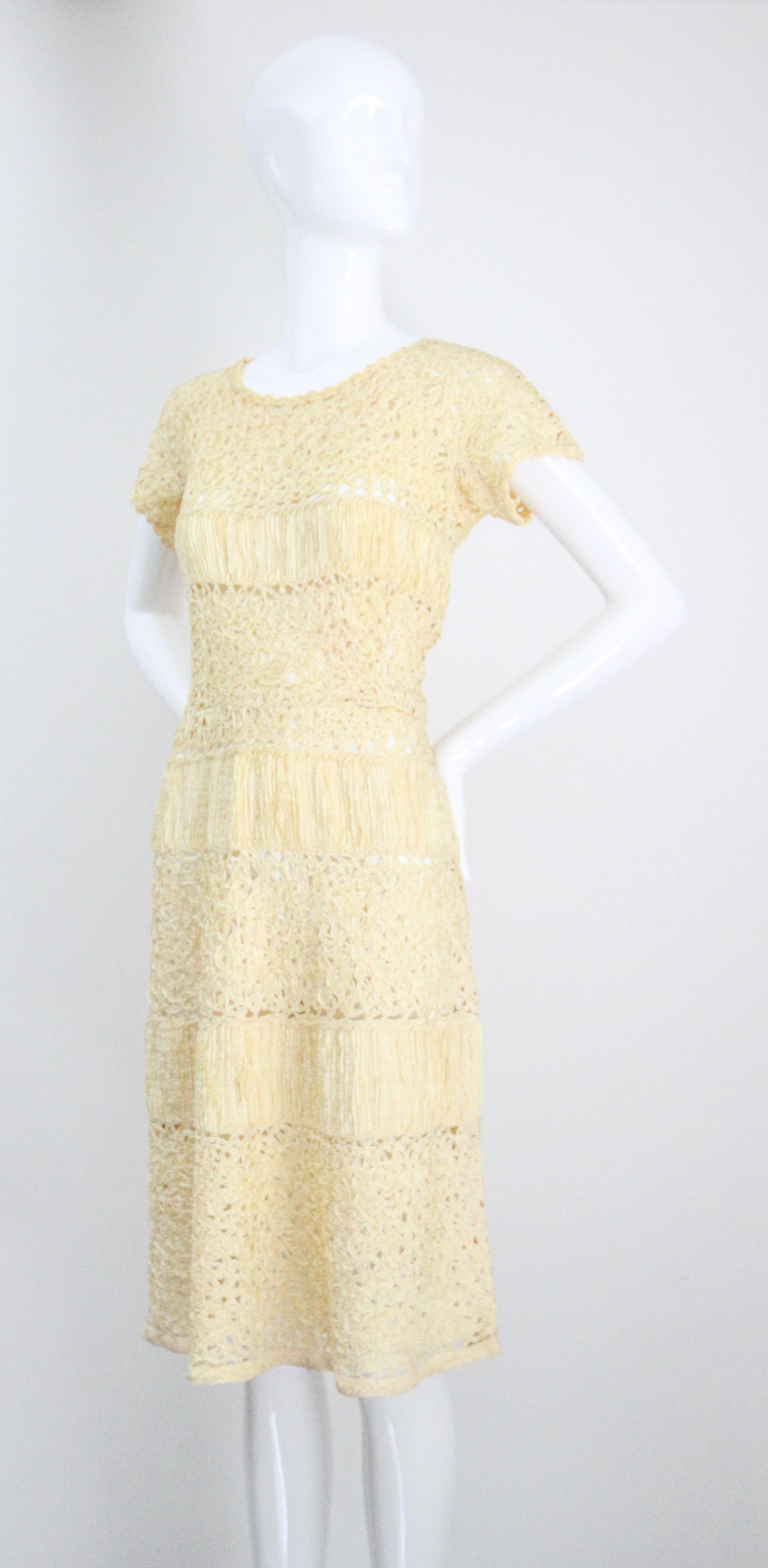 Robe vintage tissée à rubans jaunes crème beurre des années 1950 GB 12 US 8 en vente 3