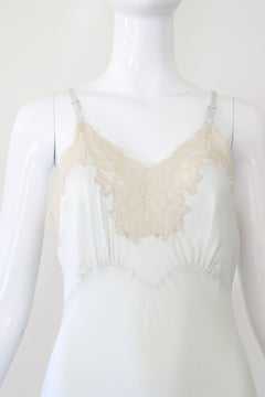 Vintage 1930s Pale Blue Silk and Lace Nightdress Nightgown US 4 UK 8