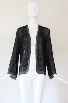 Vintage-Jacke aus den 1920er Jahren, schwarz-silber, mit Bogenkante und Perlenverzierung, Größe UK 10–12, US 6–8