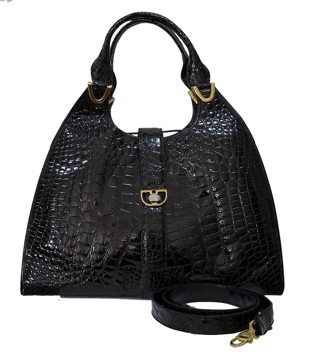 Gorgeous, large, vintage Lederer black crocodile tote style bag. Pre-owned in excellent vintage condition. 

All proceeds from the POSH Sale benefit Lighthouse Guild, the world-wide leader in helping people who are blind or visually impaired as