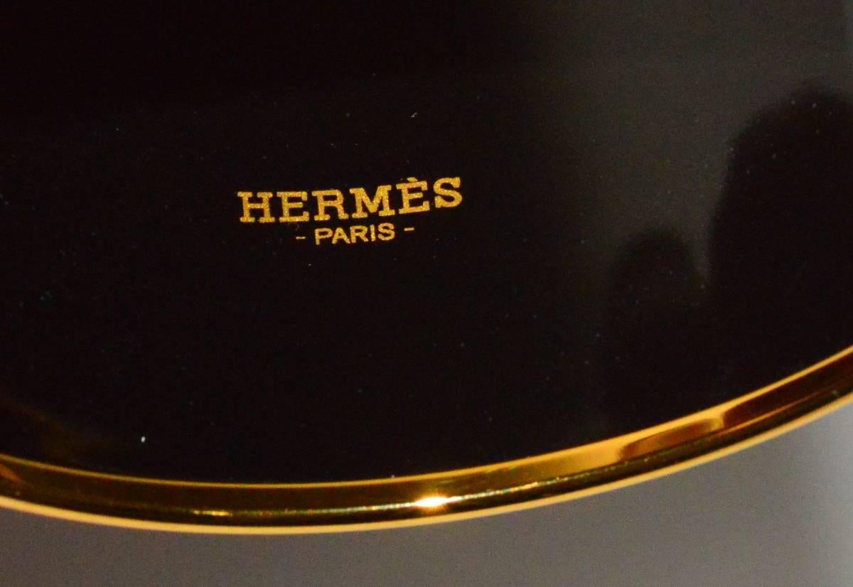 Hermes Wide Orange Enamel Bangle Bracelet In New Condition In Teaneck, NJ