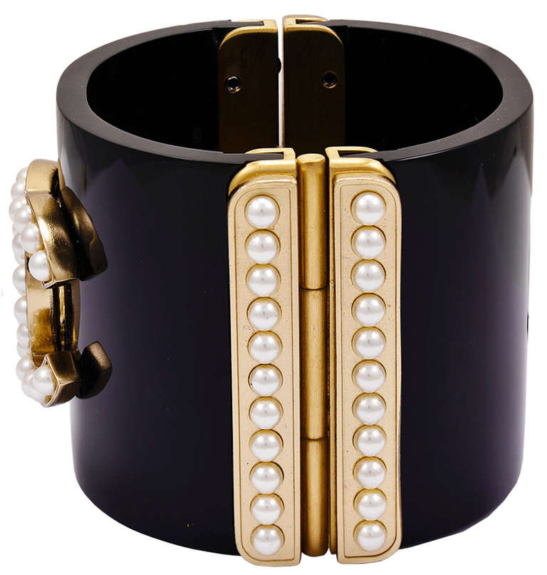 CHANEL 2014 Runway Signature Cuff In New Condition In Teaneck, NJ