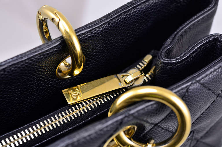 Chanel Black Caviar GST Grand Shopping Tote Handbag In Excellent Condition In Teaneck, NJ