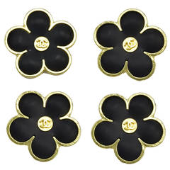 Gorgeous Rare Chanel Flower Buttons 12