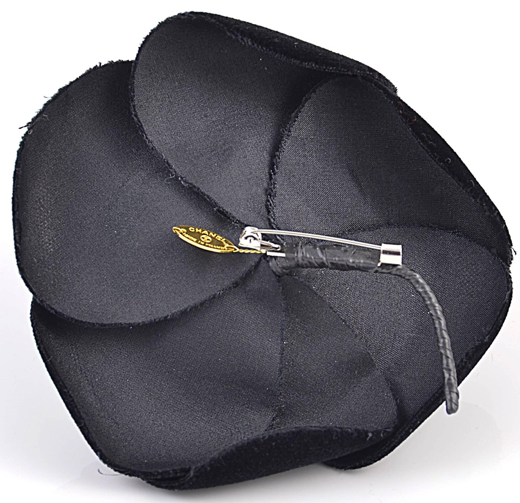 Gorgeous Chanel large black velvet flower brooch/pin...discontinued and rare. 