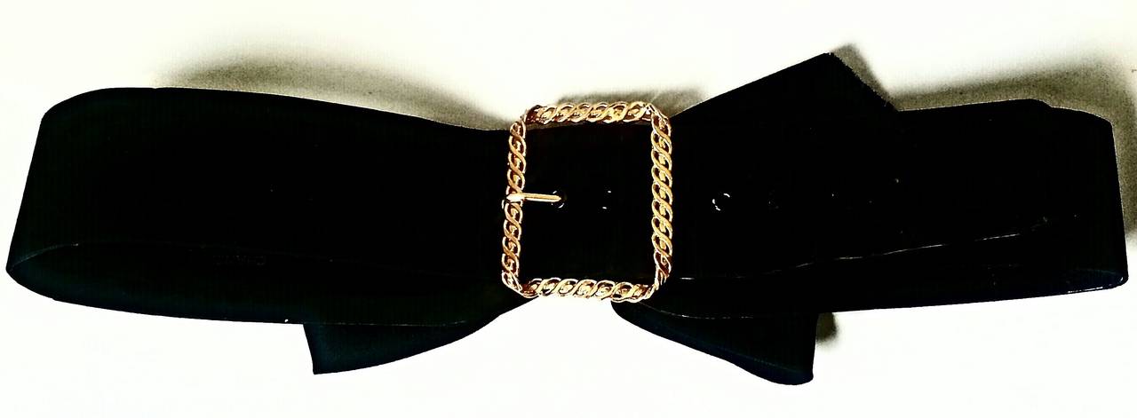 Women's Important 1984 Chanel Black Silk Bow Belt From Lagerfeld's First Collection For Sale