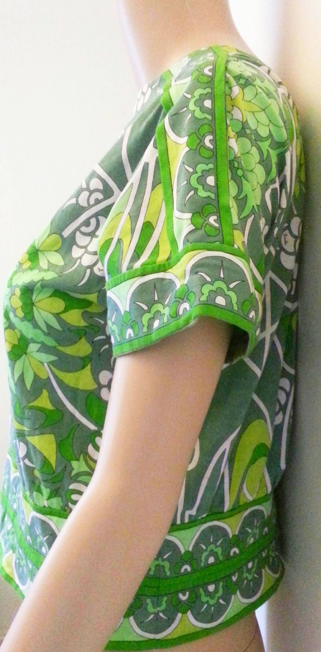  Museum Quality 1950s Emilio Pucci Green and Yellow Silk Crop Top In Excellent Condition For Sale In London, UK