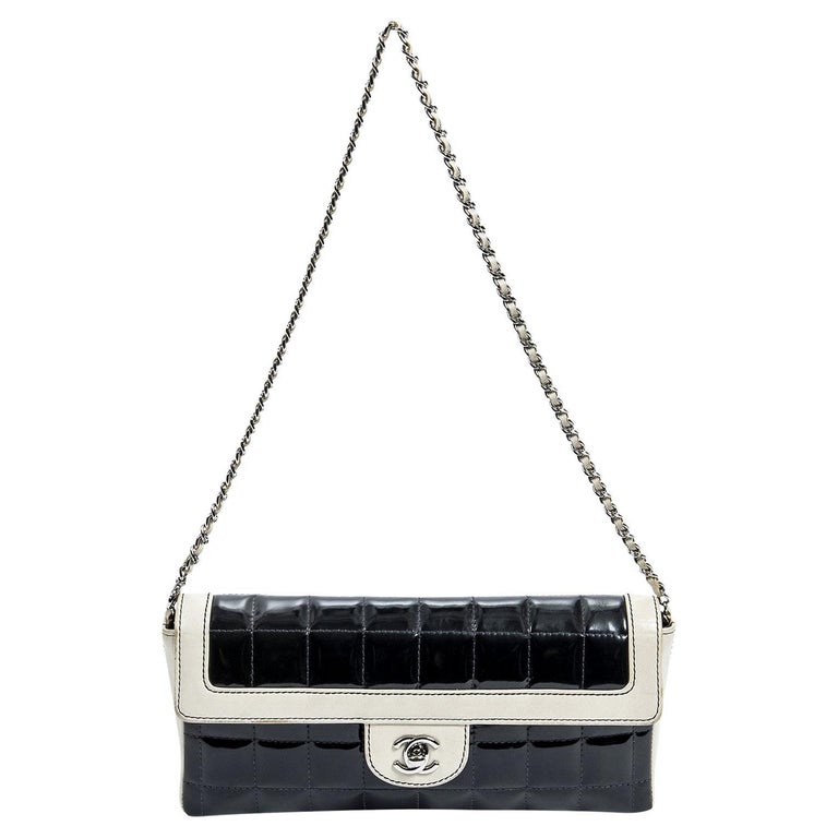 CHANEL EAST WEST BEIGE CHOCOLATE BAR CHAIN FLAP BAG – RDB