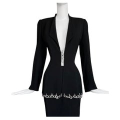 Thierry Mugler - Giacca e gonna da abito impreziosita da catene - Nero