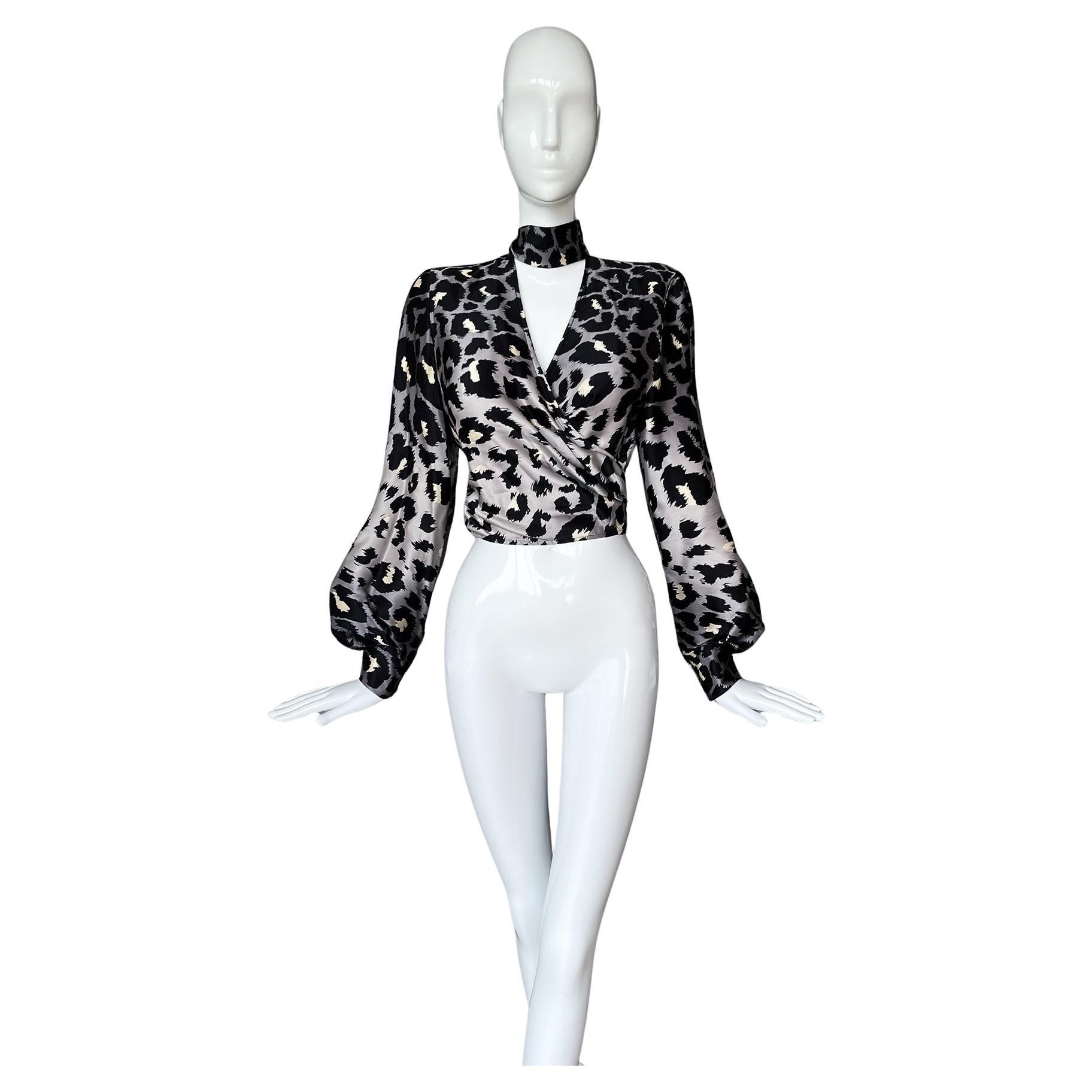 Thierry Mugler Archival FW 2001 Laufsteg Seidenbluse Leo im Angebot