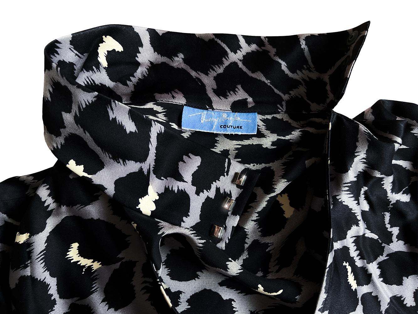 Thierry Mugler Archival FW 2001 Laufsteg Seidenbluse Leo im Angebot 3