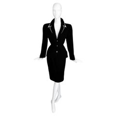 Thierry Mugler Schwarzer Anzug SS 1999 Les Salades Chrom Details Jacke Rock
