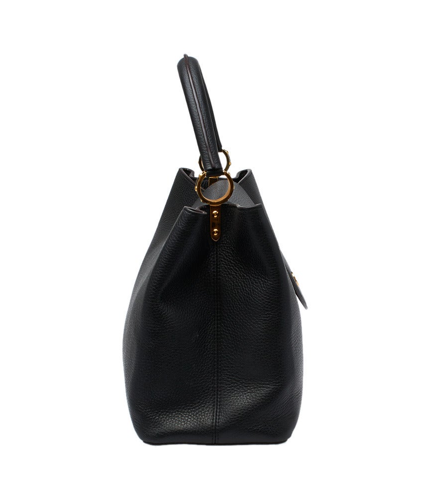 Women's 2014 Louis Vuitton Black Taurillon Leather Capucines GM Top Handle Tote For Sale
