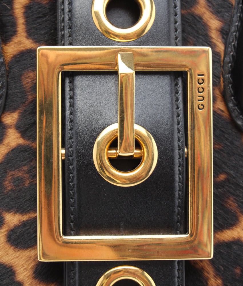 Gucci Lady Buckle Leopard Print Pony Hair and Black Leather Shoulder Tote For Sale 3