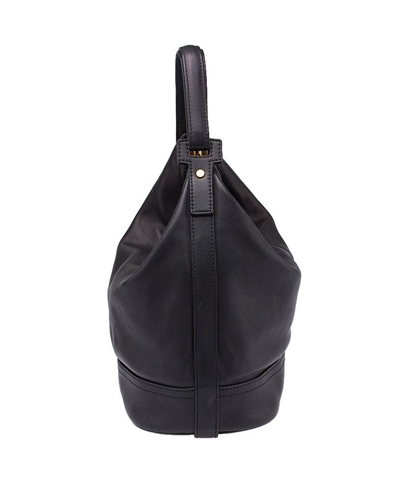 2000s Tom Ford Side Zip Black Leather Hobo Shoulder Bag In Good Condition For Sale In Bala Cynwyd, PA