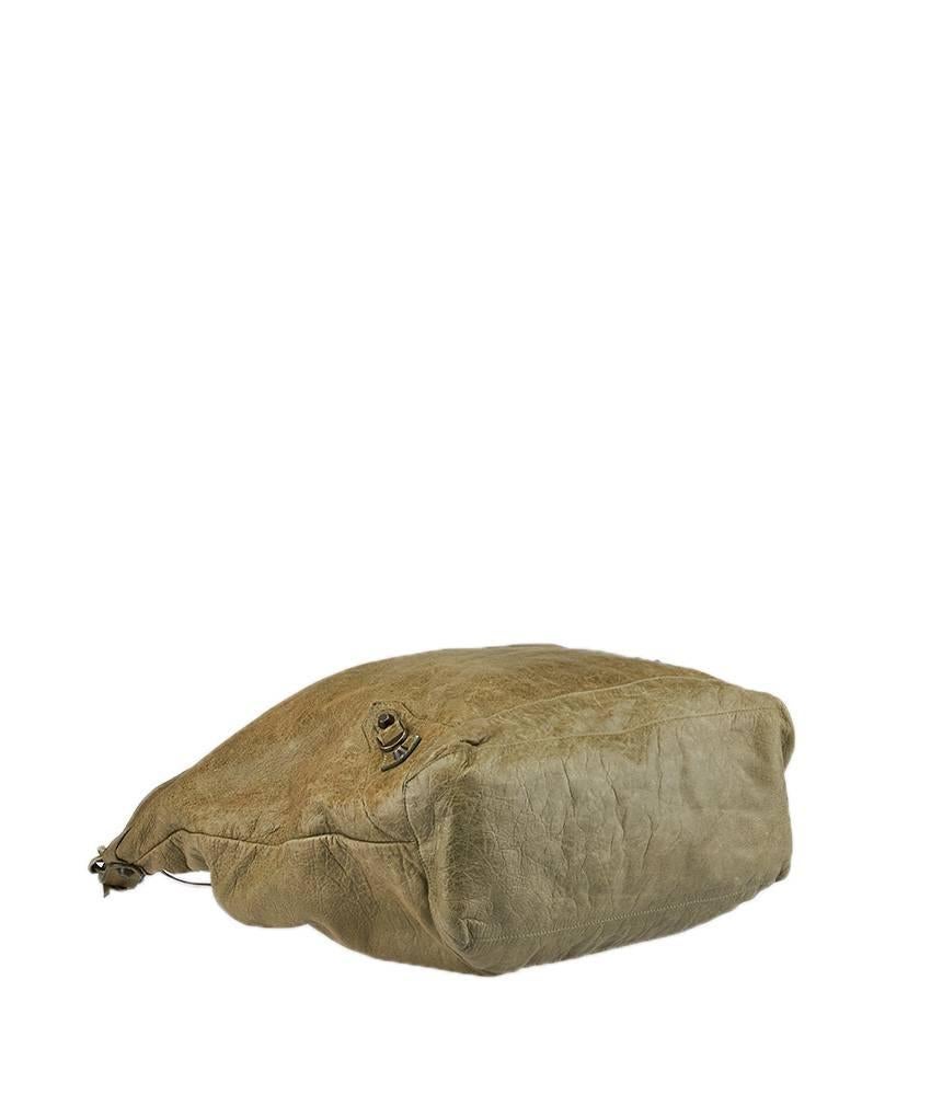 Arena Classic Day Hobo aus grünem Leder von Balenciaga im Angebot 1
