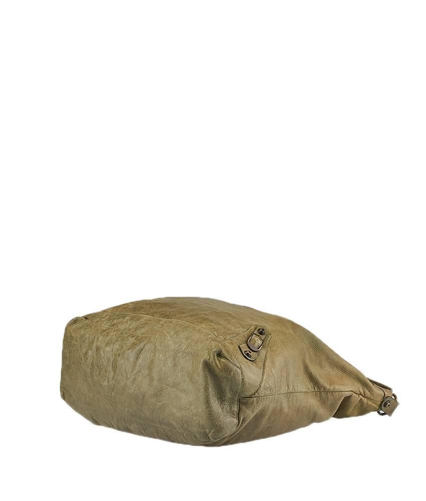 Arena Classic Day Hobo aus grünem Leder von Balenciaga im Angebot 2