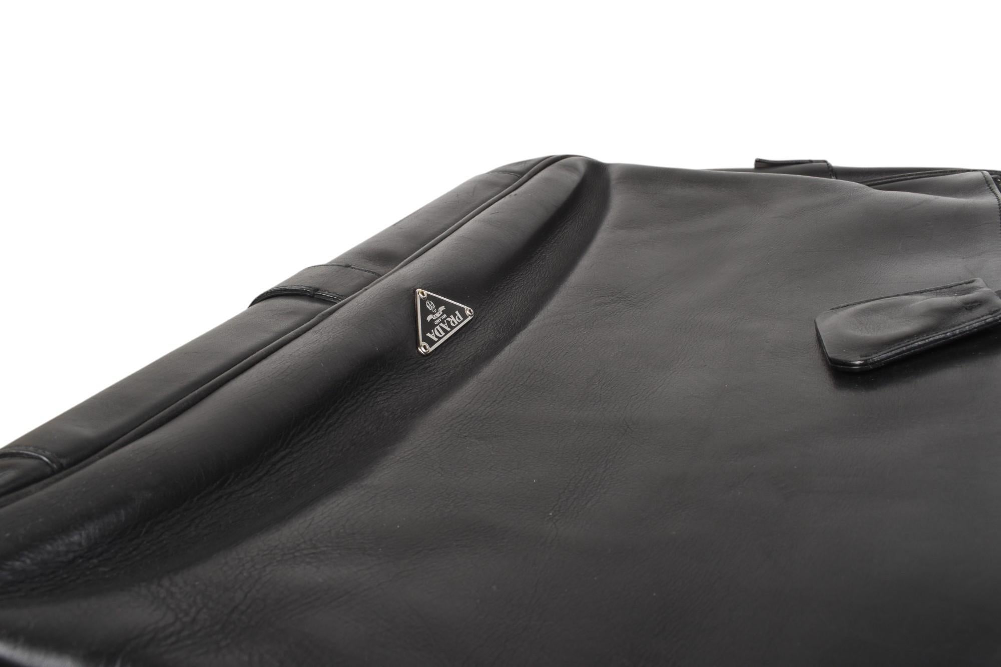 Prada Men Briefcase Bag Logo Heavy Size Large, S1470 en vente 1