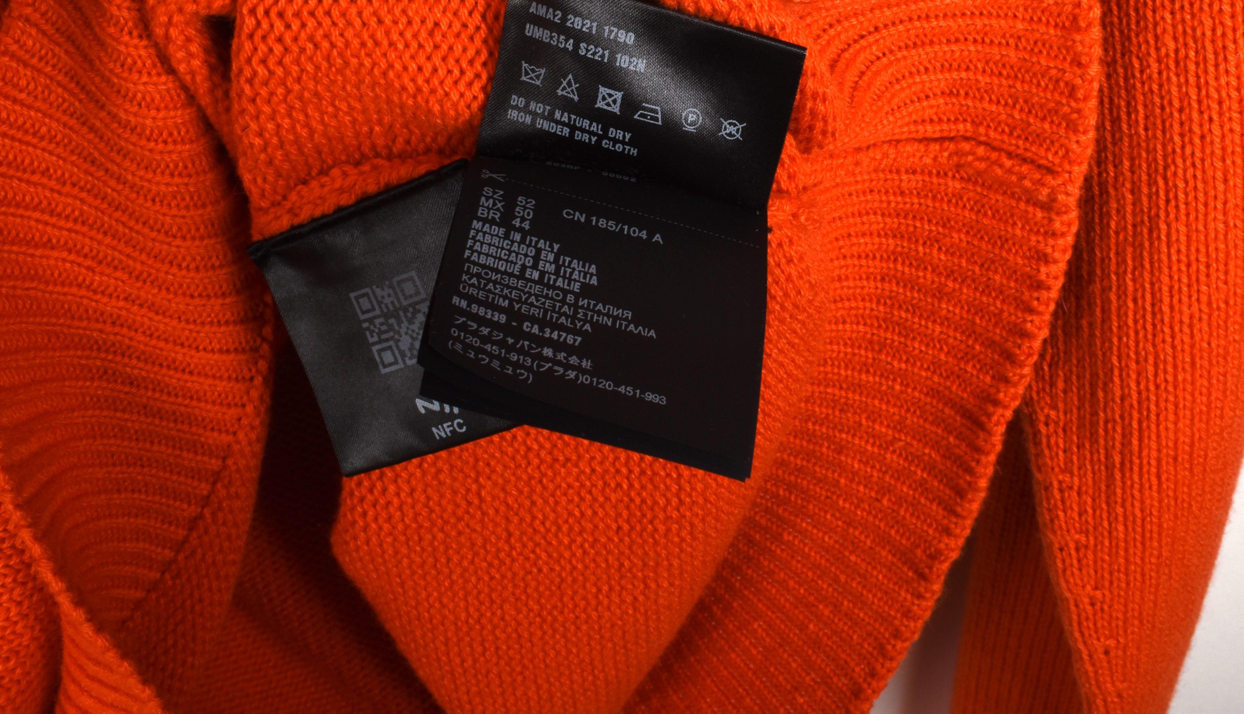 Prada Uomo Maglione girocollo in puro cashmere Taglia IT52/Large, S1466 in vendita 2